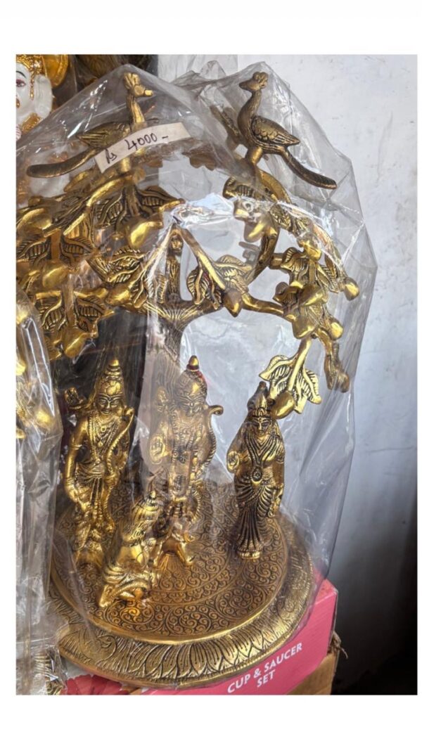 Shri Ram Darbar Golden tree idol