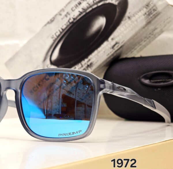 OAKLEY SUNGLASSES